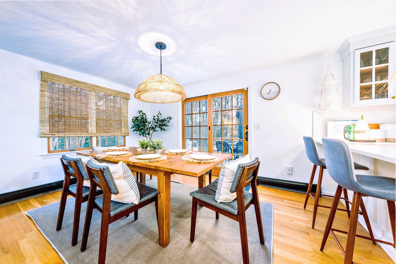 Open-Concept Dining Area